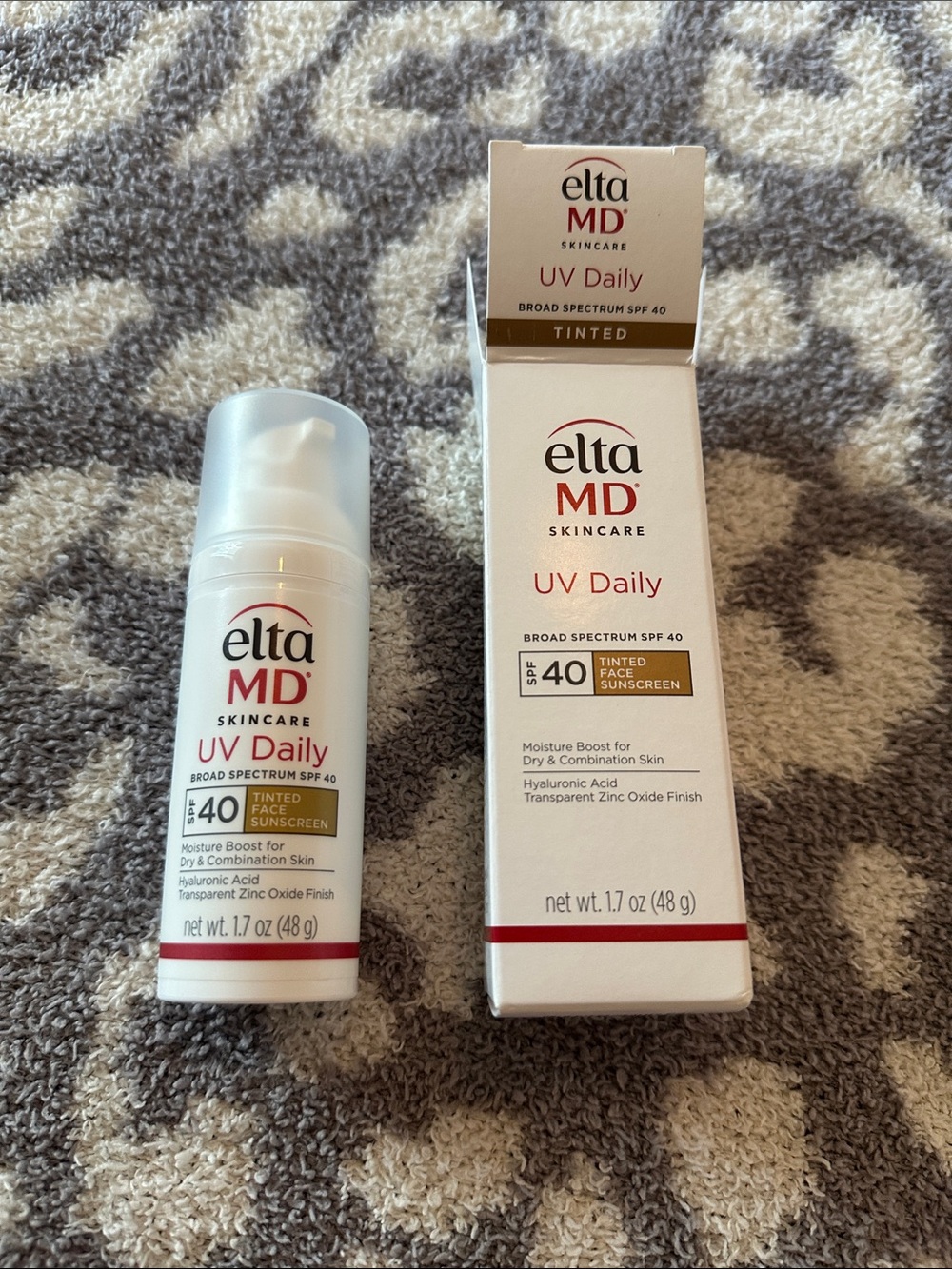 EltaMD UV Daily Broad-Spectrum SPF 40 Tinted Face Sunscreen - Picture 4 of 5